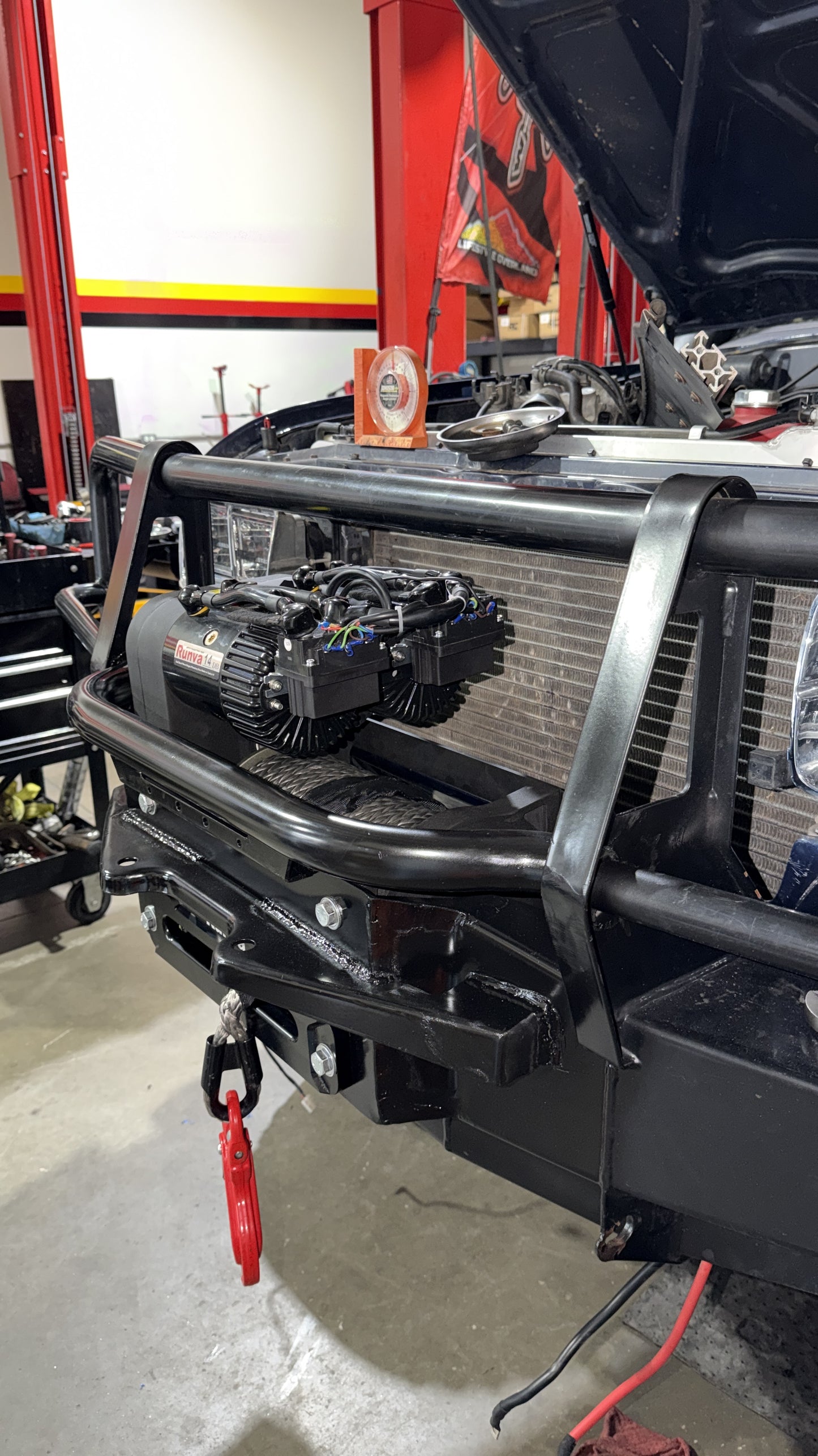 Runva Universal Dual 7.2HP Free Spool Winch - 14,000 LBS Capacity