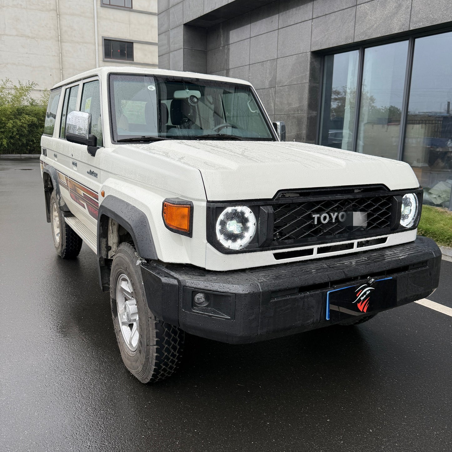 Toyota Land Cruiser 70 Series Facelift Conversion Kit