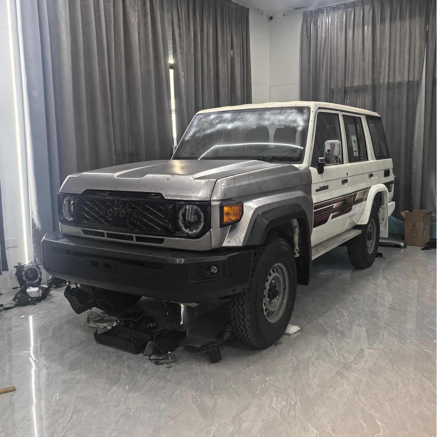 Toyota Land Cruiser 70 Series Facelift Conversion Kit